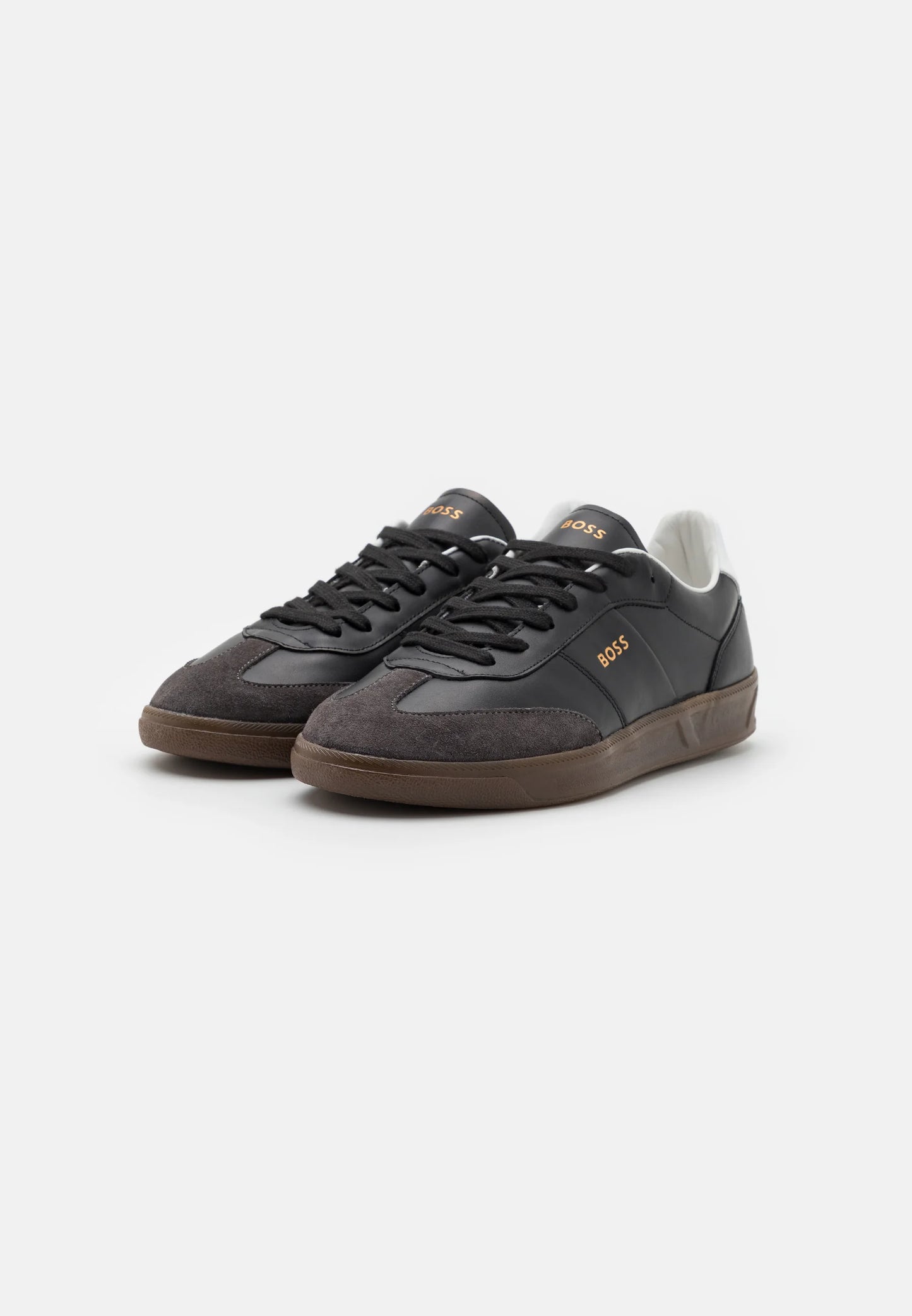 Tenis Pretos Couro e Camurca