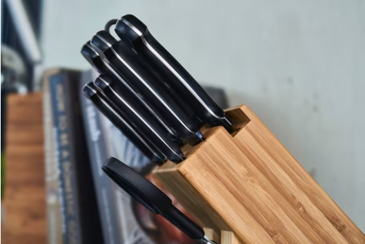 Talheres Bloco de Facas TWIN Chef 2 ZWILLING (8 peças), bloco de facas com 5 facas + 1 tesoura + 1 aço de afiar, bambu